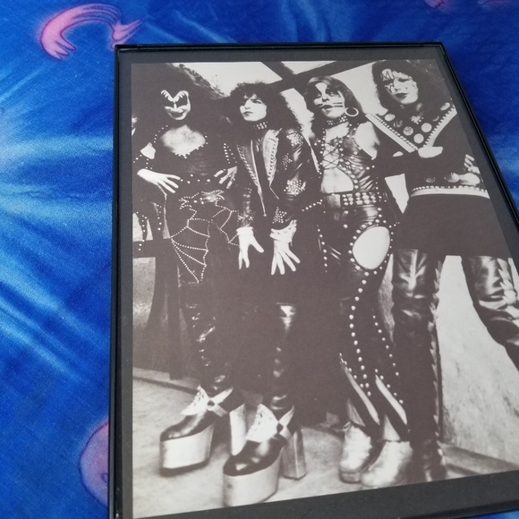 1970s KISS Band Ace Frehley Gene Simmons Paul Stanley Peter Criss Guitar Studio - Picture 6 of 7